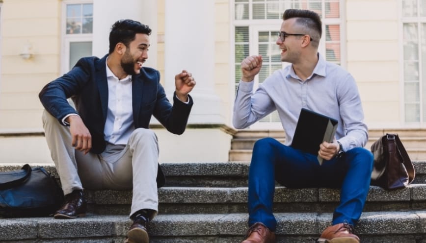 Bro được dùng để thể hiện mối quan hệ thân thiết, gắn bó
