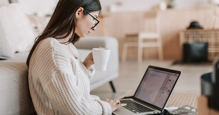 Đọc lại văn bản để rà soát chính tả để đảm bảo nội dung chuẩn chỉnh